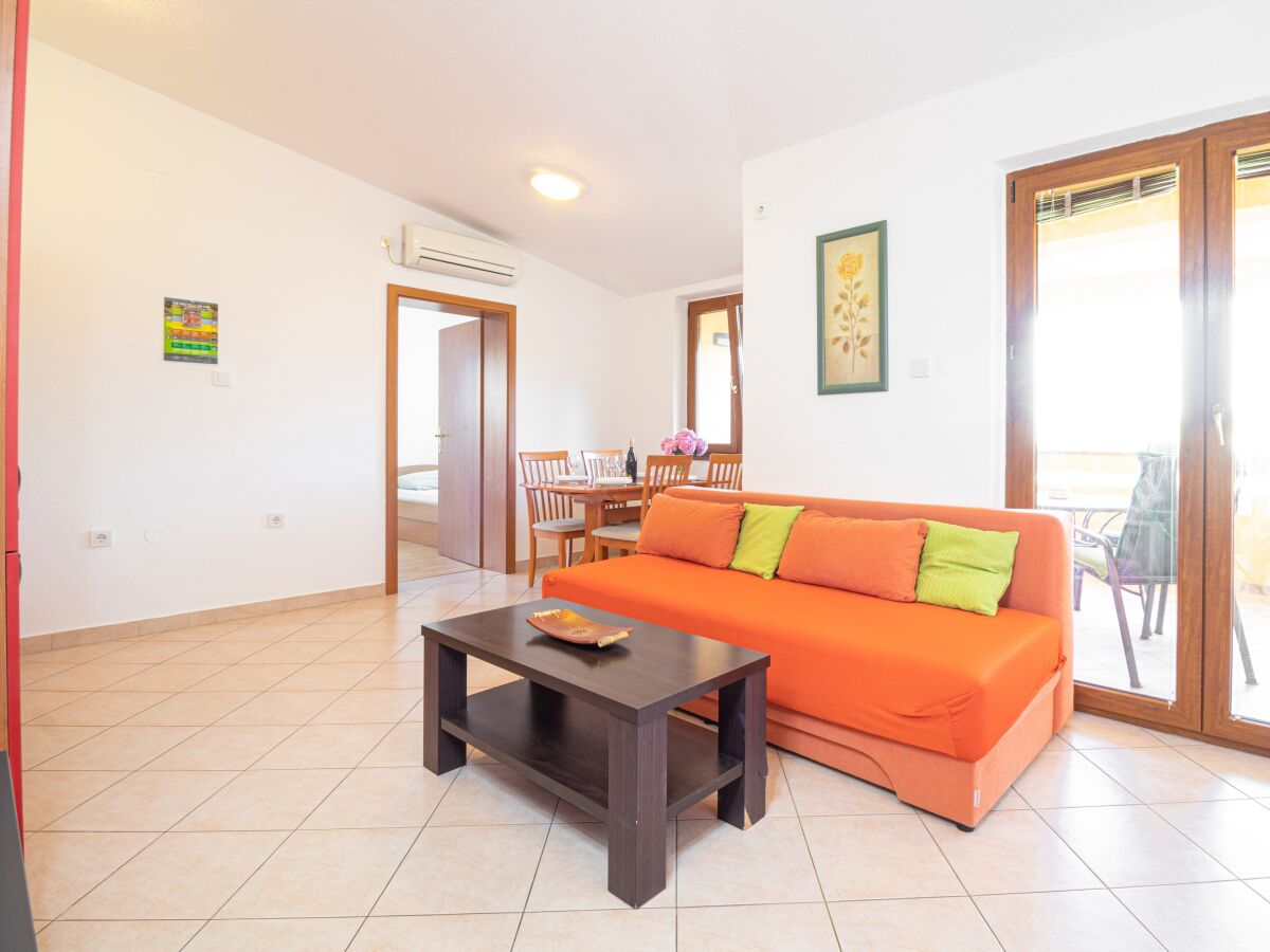 Apartment One bedroom apartment with balcony and sea view Baška, Krk A-23309-b - Outdoor photo 5