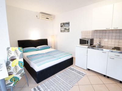 Holiday room with terrace Baška, Krk S-23309-a - Outdoor photo 6