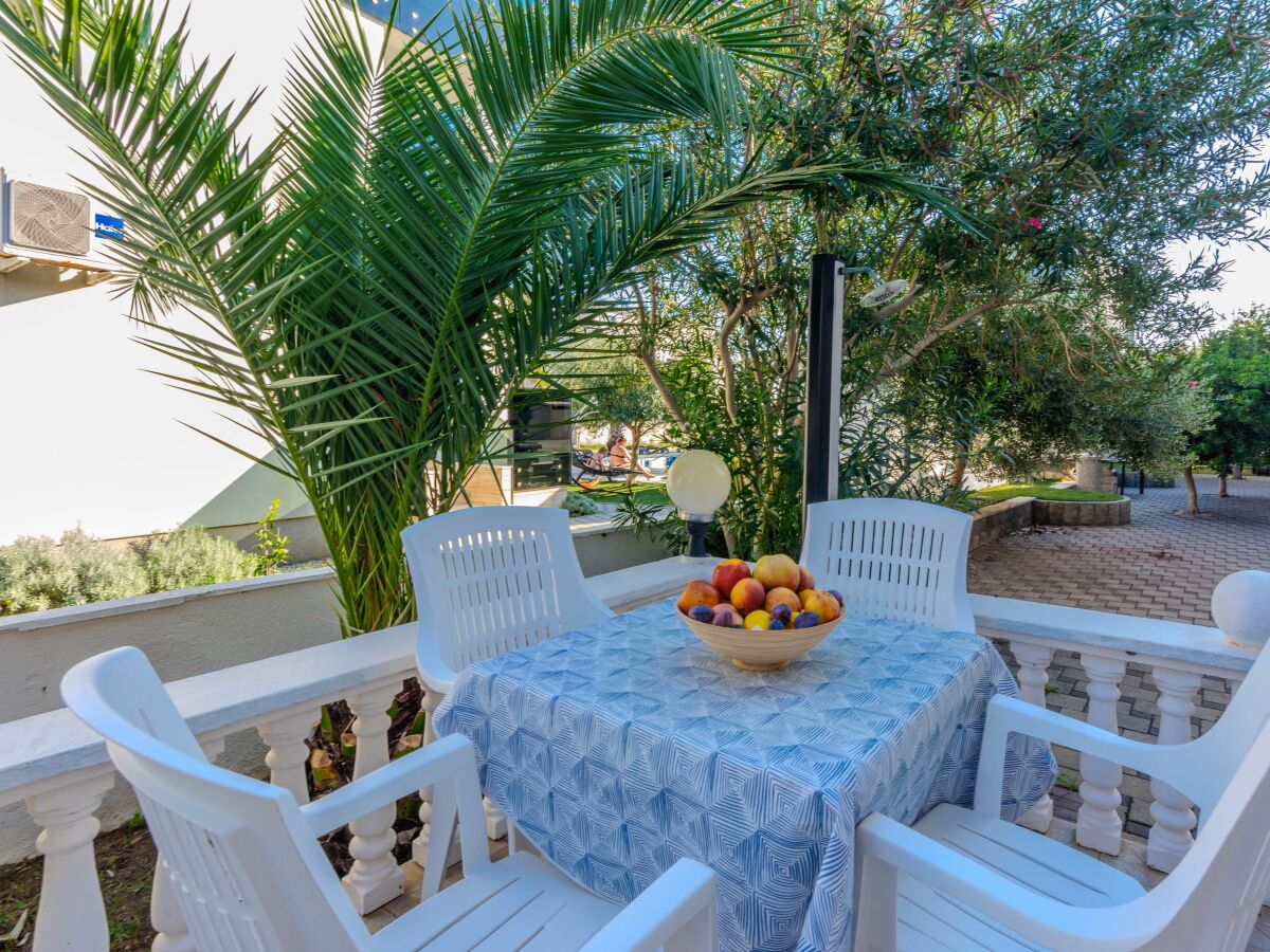 Apartment Studio flat with terrace Vir AS-23562-a