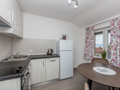 Apartment Two bedroom apartment with terrace and sea view Njivice, Krk A-23575-a - Outdoor photo 7