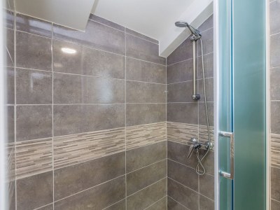 Apartment Two bedroom apartment with terrace and sea view Njivice, Krk A-23575-a - Outdoor photo 17