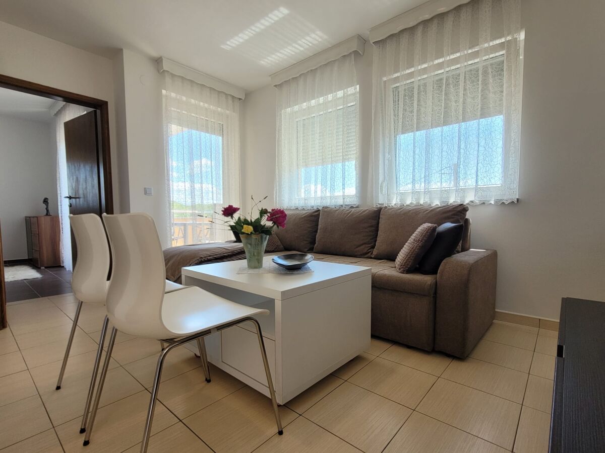 Apartment One bedroom apartment with balcony Sveti Anton, Krk A-23321-b - Outdoor photo 5