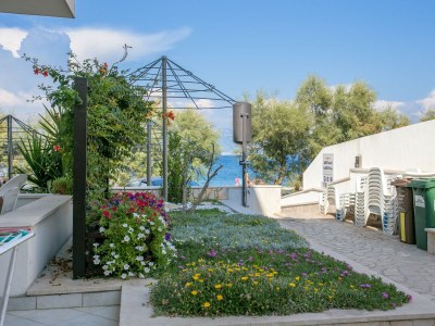 Apartment One bedroom apartment near beach Slatine, Čiovo A-23332-c - Outdoor photo 5