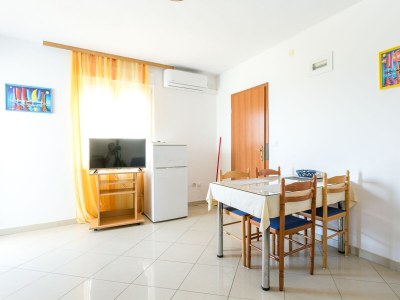 Apartment One bedroom apartment near beach Slatine, Čiovo A-23332-e - Outdoor photo 12