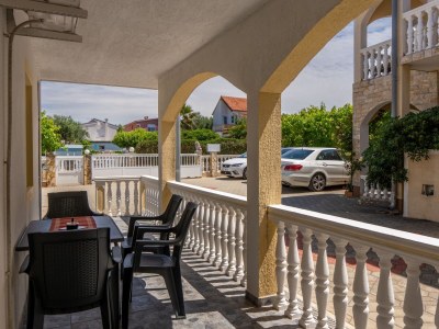 Apartment Two bedroom apartment with terrace Vir A-23334-a - Outdoor photo 16