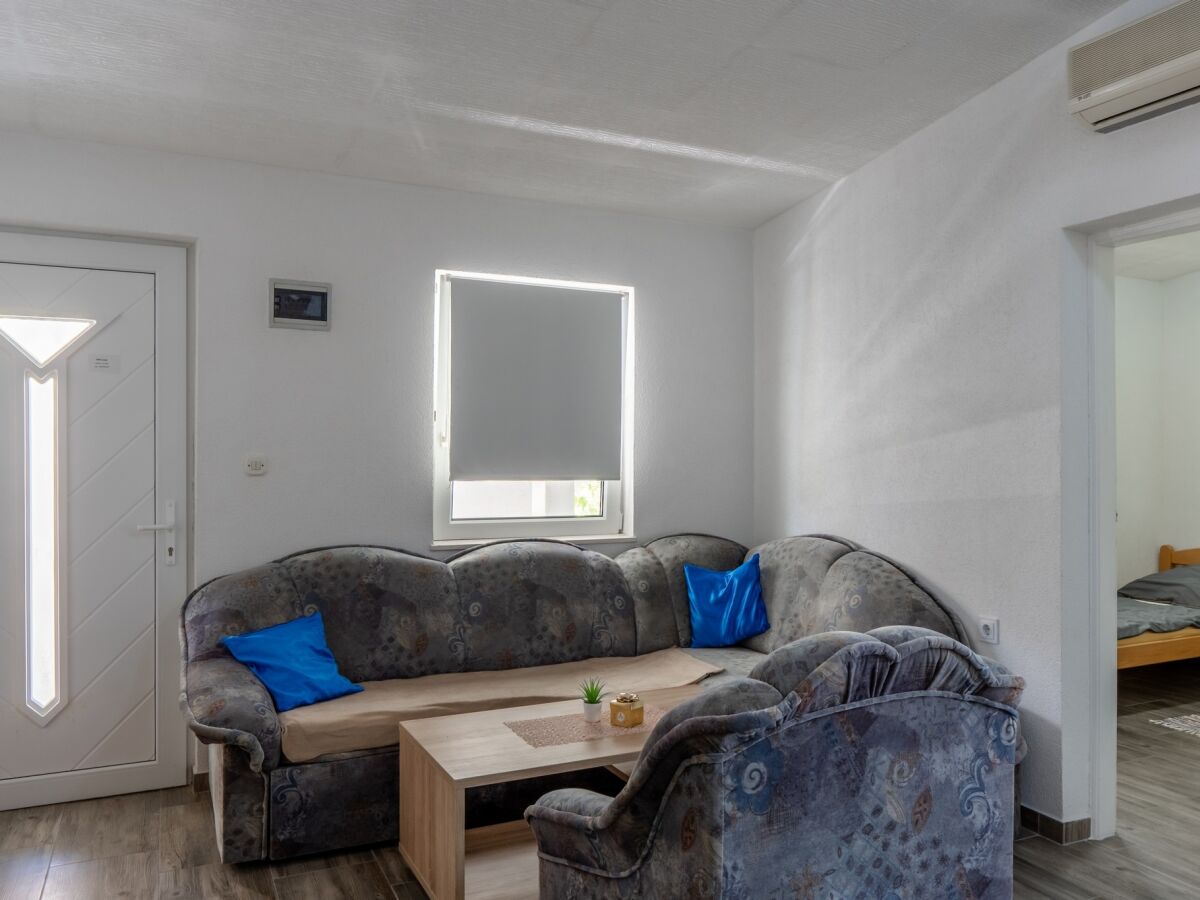 Apartment Two bedroom apartment with balcony Vir A-23334-c - Outdoor photo 4