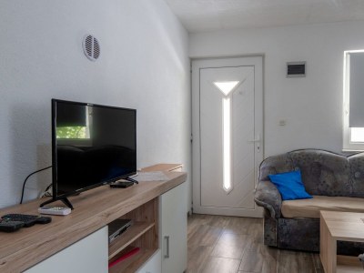 Apartment Two bedroom apartment with balcony Vir A-23334-c - Outdoor photo 7