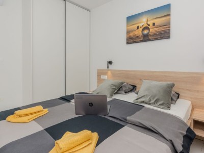 Apartment Two bedroom apartment with balcony and sea view Vir A-23385-b - Outdoor photo 8