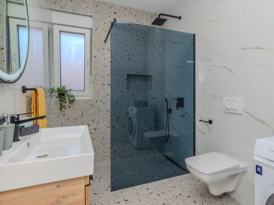 Apartment Two bedroom apartment with balcony and sea view Vir A-23385-b - Outdoor photo 11