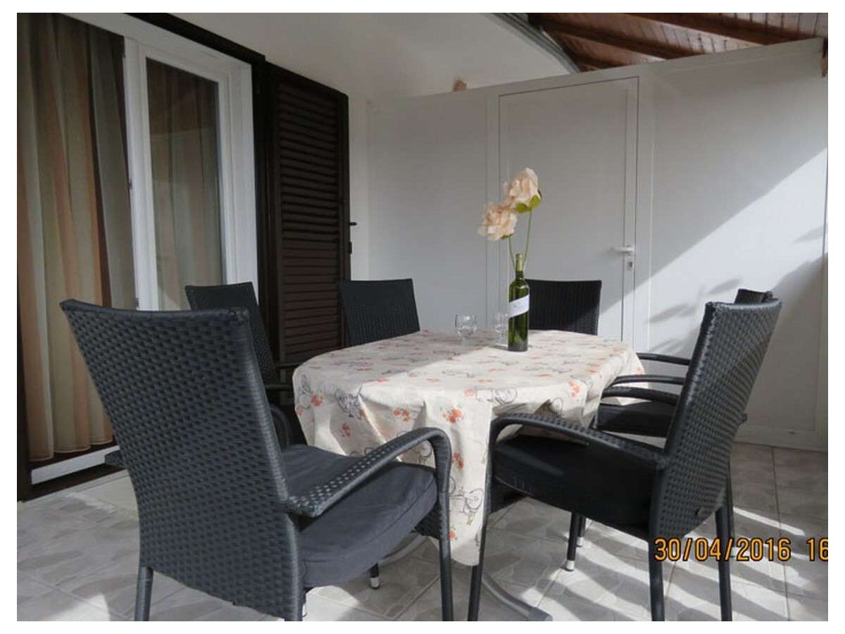 Apartment Two bedroom apartment with balcony Biograd na Moru, Biograd A-23415-d