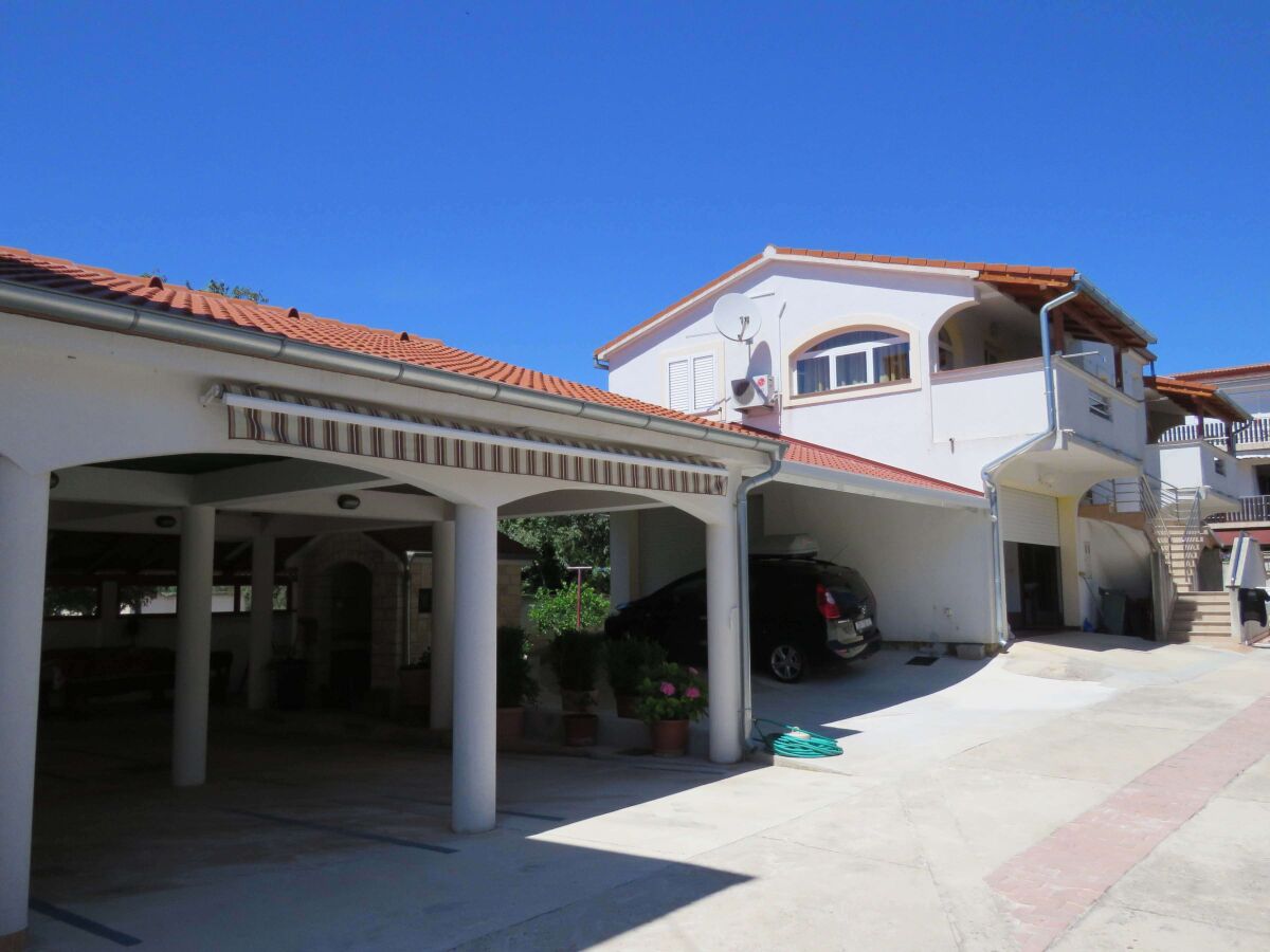 Apartment Two bedroom apartment with balcony Biograd na Moru, Biograd A-23415-d - Outdoor photo 4