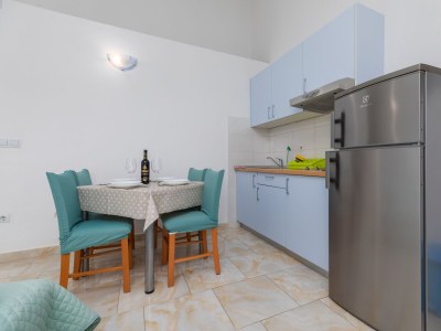 Apartment One bedroom apartment with balcony and sea view Baška Voda, Makarska A-23641-a - Outdoor photo 15