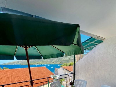 Apartment Two bedroom apartment with terrace and sea view Marina, Trogir A-23667-a - Outdoor photo 12