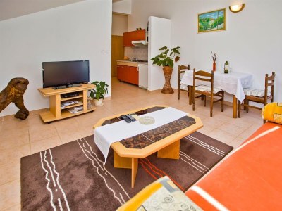 Apartment One bedroom apartment with balcony and sea view Hvar A-23674-b - Outdoor photo 11