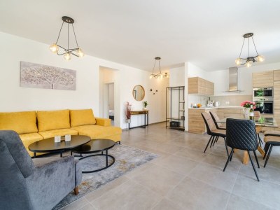 Villa Comfortable and spacious house with terrace and sea view Splitska, Brač K-23815 - Outdoor photo 26