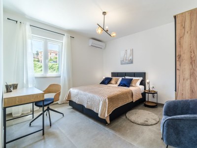 Villa Comfortable and spacious house with terrace and sea view Splitska, Brač K-23815 - Outdoor photo 47