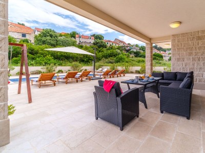 Villa Comfortable and spacious house with terrace and sea view Splitska, Brač K-23815 - Outdoor photo 69