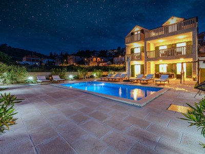 Villa Comfortable and spacious house with terrace and sea view Splitska, Brač K-23815 - Outdoor photo 87