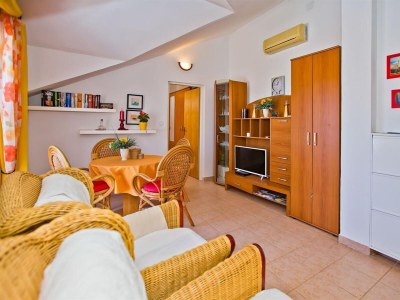 Apartment One bedroom apartment with balcony and sea view Hvar A-23674-c - Outdoor photo 12