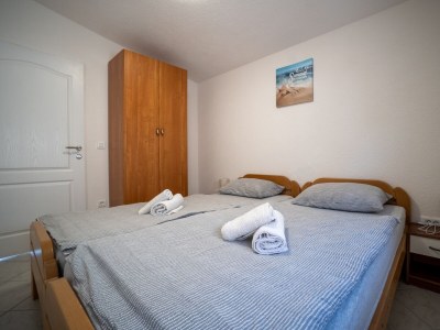 Apartment Apartments by the sea Vir - 23691 - Outdoor photo 8