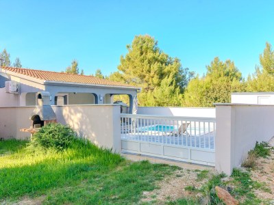 Holiday house Two bedroom house with terrace Vir - Lozice, Vir K-24524 - Outdoor photo 7