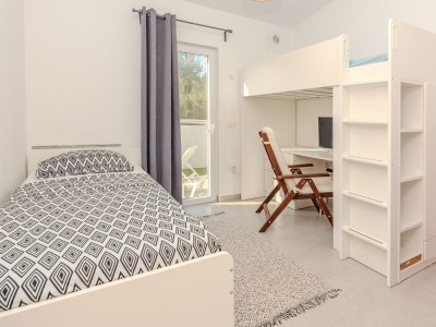 Holiday house Two bedroom house with terrace Vir - Lozice, Vir K-24524 - Outdoor photo 21