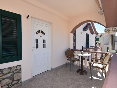 Apartment Studio flat with terrace Privlaka, Zadar AS-23640-a in Privlaka - Apartment