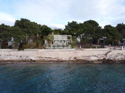 Villa Three bedroom house near beach Sumartin, Brač K-5639 - Outdoor photo 3