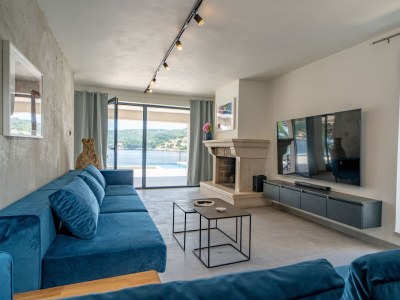 Villa Three bedroom house near beach Sumartin, Brač K-5639 - Outdoor photo 8