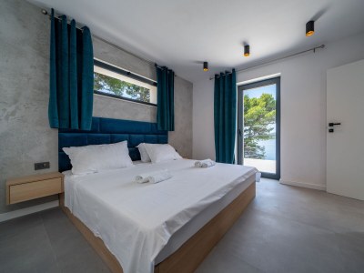 Villa Three bedroom house near beach Sumartin, Brač K-5639 - Outdoor photo 14