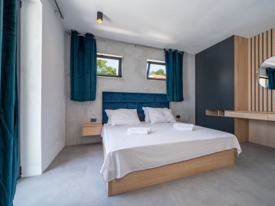 Villa Three bedroom house near beach Sumartin, Brač K-5639 - Outdoor photo 18