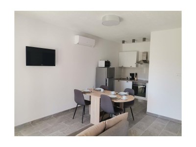 Apartment Two bedroom apartment with balcony Lopar, Rab A-23825-a - Outdoor photo 6