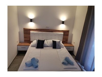 Apartment Two bedroom apartment with balcony Lopar, Rab A-23825-a - Outdoor photo 10