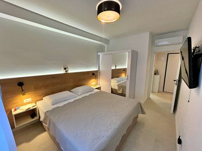 Apartment Two bedroom apartment with terrace and sea view Šilo, Krk A-21242-i - Outdoor photo 25