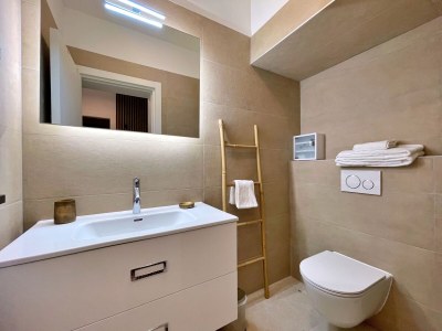 Apartment Two bedroom apartment with terrace and sea view Šilo, Krk A-21242-i - Outdoor photo 32