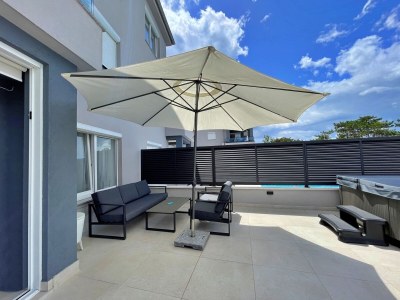 Apartment Two bedroom apartment with terrace and sea view Šilo, Krk A-21242-i - Outdoor photo 41