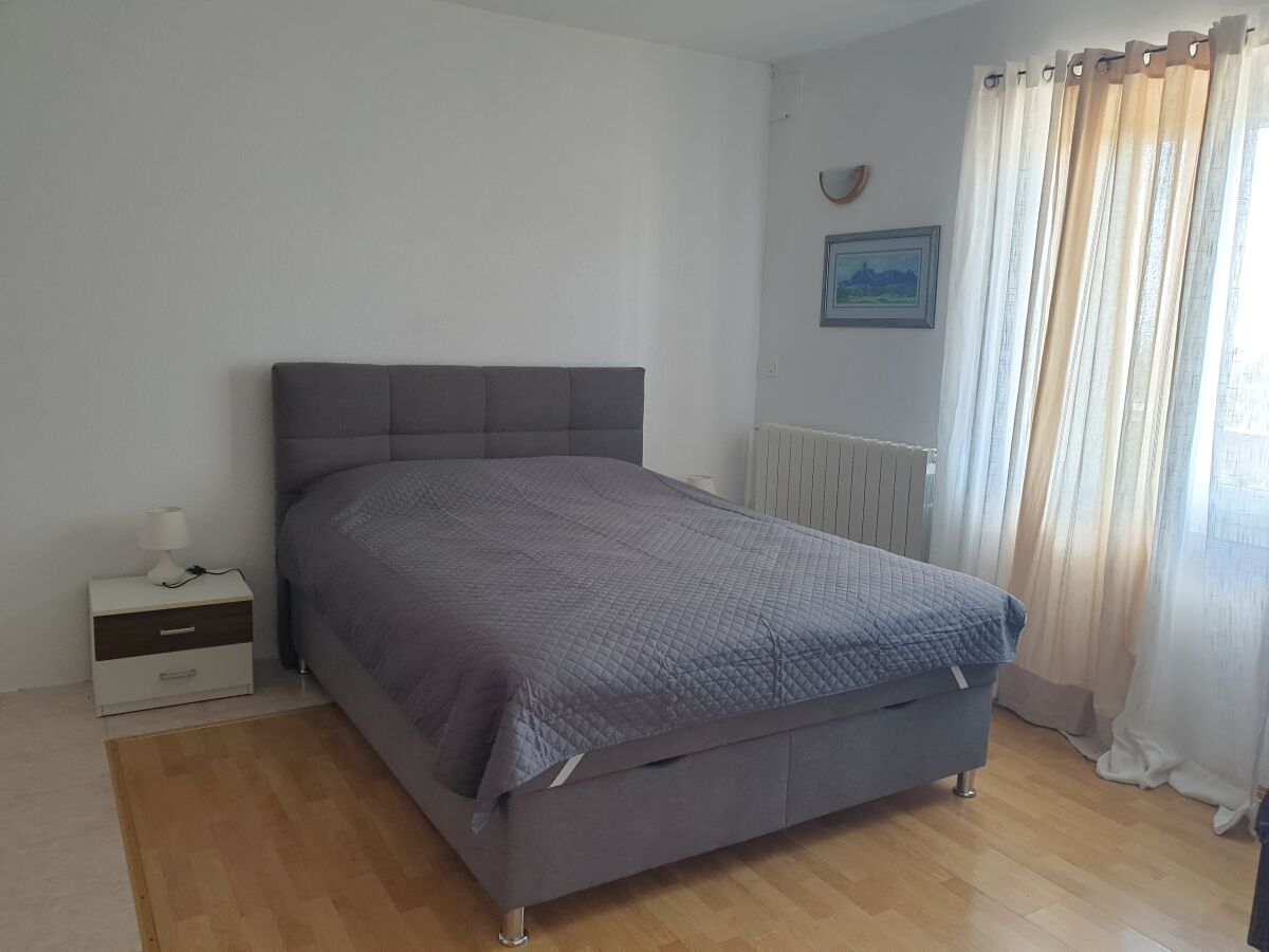 Apartment One bedroom apartment with terrace Krk A-13553-b