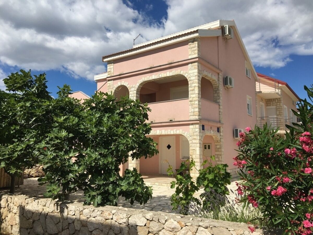 Apartment One bedroom apartment with terrace and sea view Mandre, Pag A-6507-b