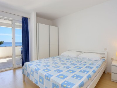 Apartment One bedroom apartment with terrace and sea view Bušinci, Čiovo A-18800-a - Outdoor photo 17