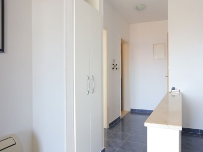 Apartment One bedroom apartment with terrace and sea view Bušinci, Čiovo A-18800-a - Outdoor photo 19