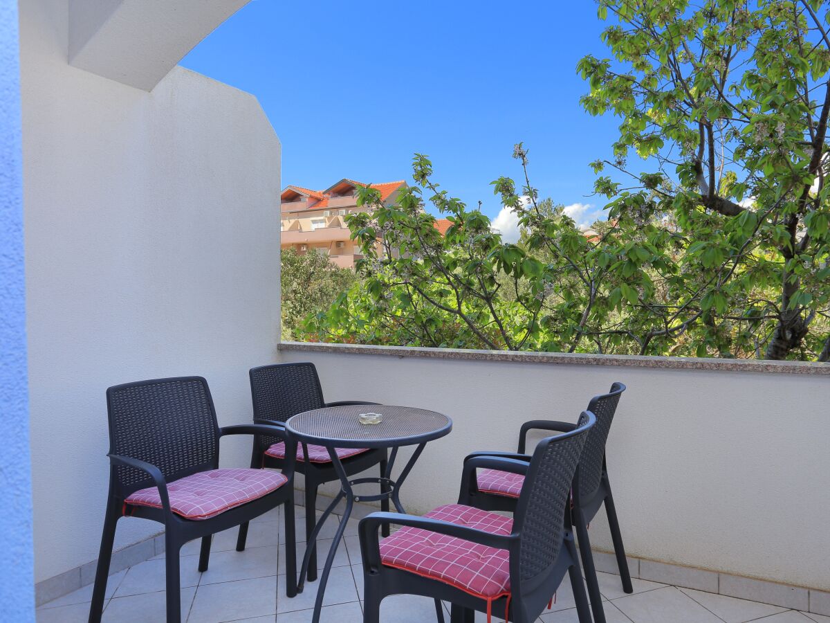 Apartment One bedroom apartment with terrace Bušinci, Čiovo A-18800-c