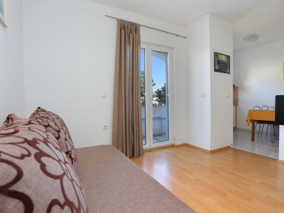 Apartment One bedroom apartment with terrace Bušinci, Čiovo A-18800-c - Outdoor photo 13