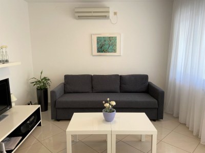 Apartment One bedroom apartment with terrace Baška, Krk A-18880-a - Outdoor photo 6