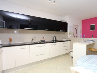 Apartment Apartments with parking space Kaštel Kambelovac, Kaštela - 15885 - Outdoor photo 15