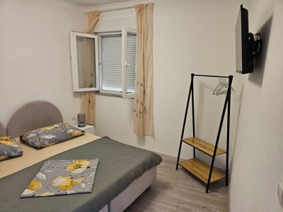 Apartment Two bedroom apartment with terrace and sea view Novi Vinodolski A-18968-a - Outdoor photo 13