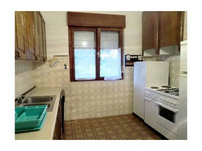 Apartment Four-bedroom apartment with terrace Banjol, Rab A-16645-a - Outdoor photo 6