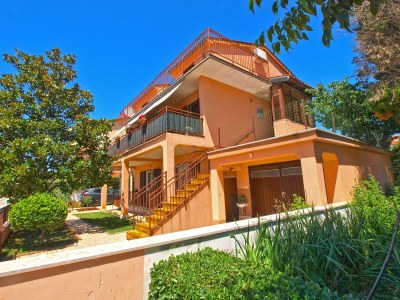 Apartment Two bedroom apartment with terrace and sea view Fažana A-19641-a - Outdoor photo 3