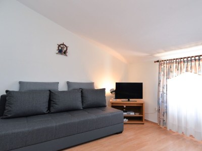 Apartment Two bedroom apartment with terrace and sea view Fažana A-19641-a - Outdoor photo 11