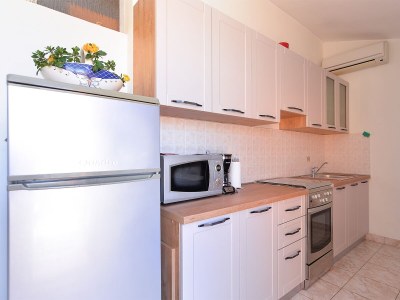 Apartment Two bedroom apartment with terrace and sea view Fažana A-19641-a - Outdoor photo 16