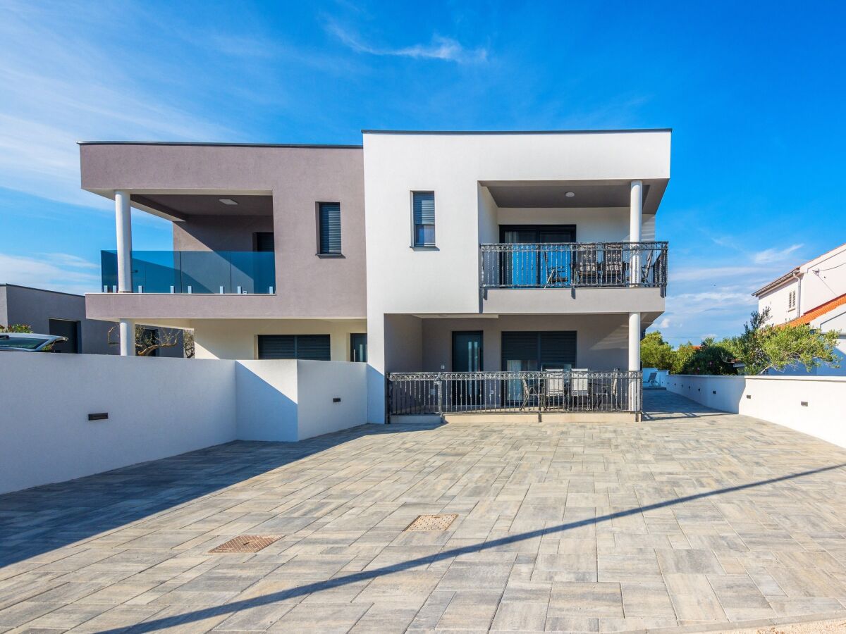 Apartment Two bedroom apartment with terrace Vir A-20013-a